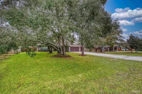 2016 Anchor Dr, Navarre, FL 32566
