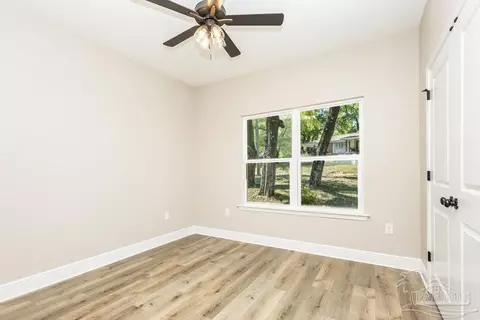 5300 Marks Pl, Milton, FL 32570 photo 16