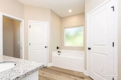 5300 Marks Pl, Milton, FL 32570 photo 12