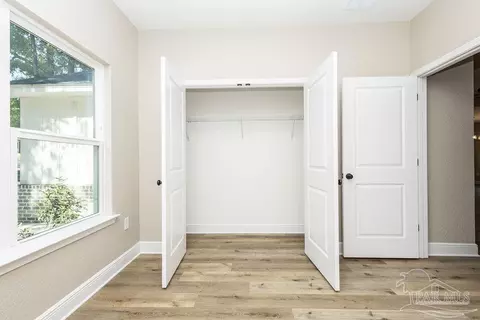 5300 Marks Pl, Milton, FL 32570 photo 17