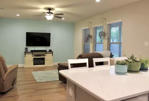 6762 Driftwood Ave, Milton, FL 32570 photo 12