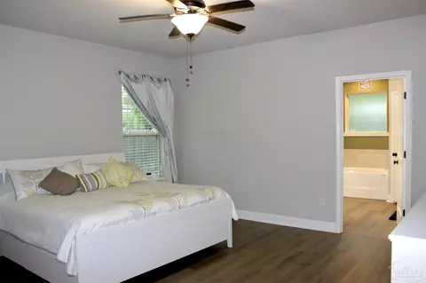 6762 Driftwood Ave, Milton, FL 32570 photo 49