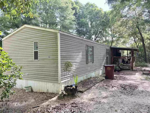 Exterior - 7504 7496 Deck St, Milton, FL 32570 photo 6 of 6