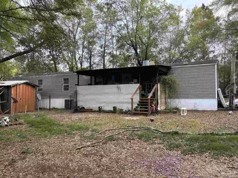 Exterior - 7504 7496 Deck St, Milton, FL 32570 photo 2 of 6