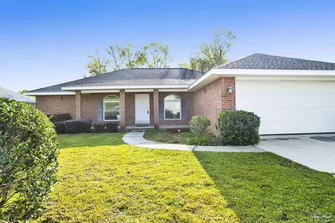 4262 Sassafras Ave, Milton, FL 32583