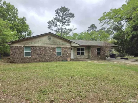 1573 Chippendale Cir, Cantonment, FL 32533