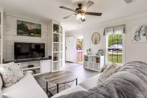 4093 Scottsdale Ave, Pace, FL 32571 photo 3