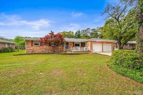 23 Seminole Trl, Pensacola, FL 32506