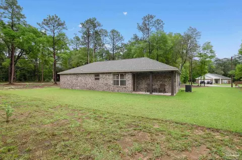 Exterior - 5837 Northrop Rd, Milton, FL 32570 photo 4 of 5