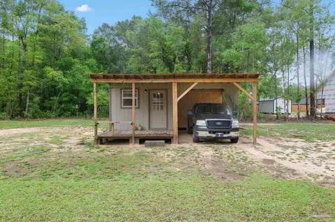 Exterior - 5837 Northrop Rd, Milton, FL 32570 photo 5 of 5