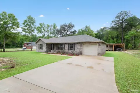 Exterior - 5837 Northrop Rd, Milton, FL 32570 photo 2 of 5