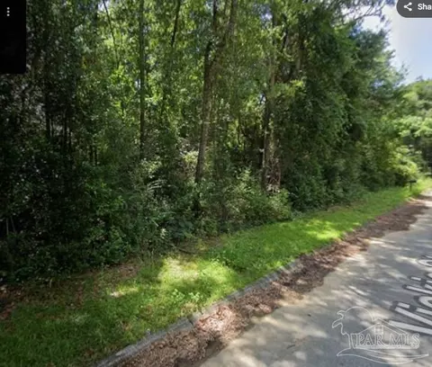 8332 Vickie St, Pensacola, FL 32514