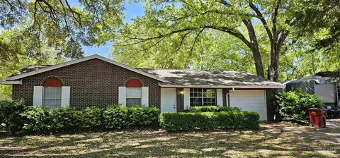 4301 Santa Villa Dr, Pace, FL 32571