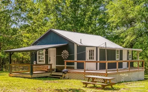 5220 Hwy 164, Walnut Hill, FL 32568