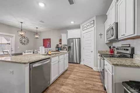 4132 Heart Pine Ln, Pace, FL 32571 photo 8