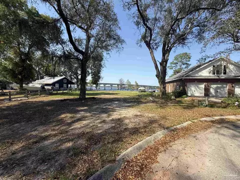 Gordon Wells Dr, Milton, FL 32583 photo 4