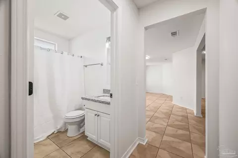 Entry Way - 4263 Crosswinds Dr, Milton, FL 32583 photo 2 of 6