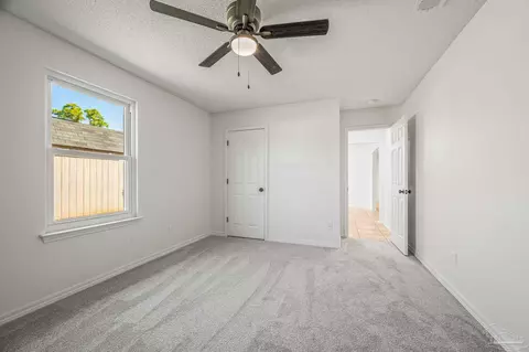 Bedroom - 4263 Crosswinds Dr, Milton, FL 32583 photo 2 of 6