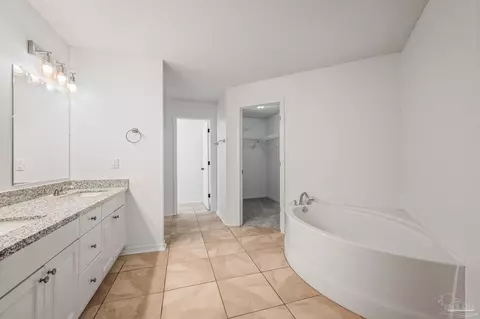 Bath - 4263 Crosswinds Dr, Milton, FL 32583 photo 1 of 4