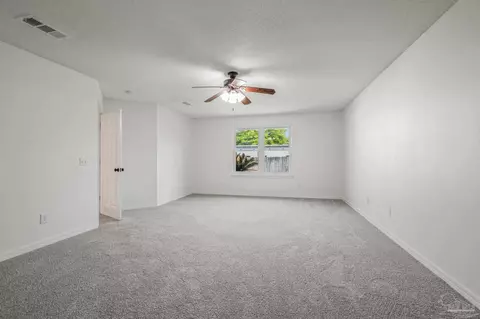 Bedroom - 4263 Crosswinds Dr, Milton, FL 32583 photo 3 of 6