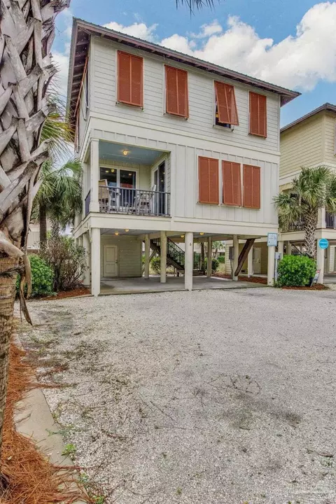 487 E 1st Ave #F, Gulf Shores, AL 36542