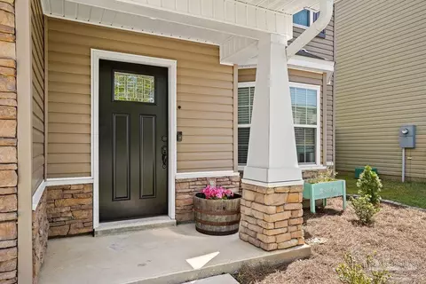 Exterior - 438 Eisenhower Dr, Crestview, FL 32539 photo 3 of 3