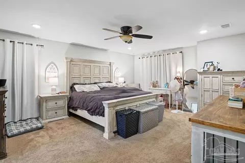 Bedroom - 438 Eisenhower Dr, Crestview, FL 32539 photo 3 of 9