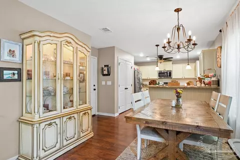 Dining - 438 Eisenhower Dr, Crestview, FL 32539 photo 1 of 3