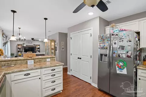 Kitchen - 438 Eisenhower Dr, Crestview, FL 32539 photo 3 of 3