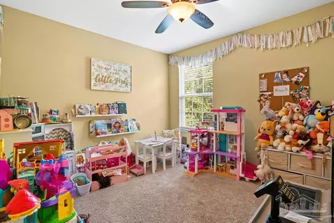 Bedroom - 438 Eisenhower Dr, Crestview, FL 32539 photo 8 of 9