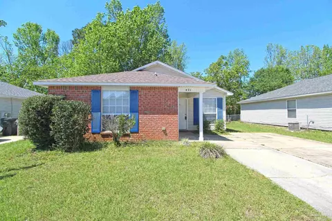 421 Oak Knoll Ln, Pensacola, FL 32506