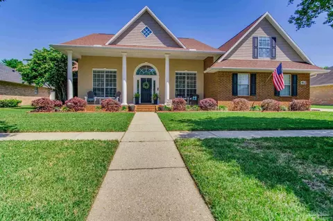612 Bardstown St, Cantonment, FL 32533