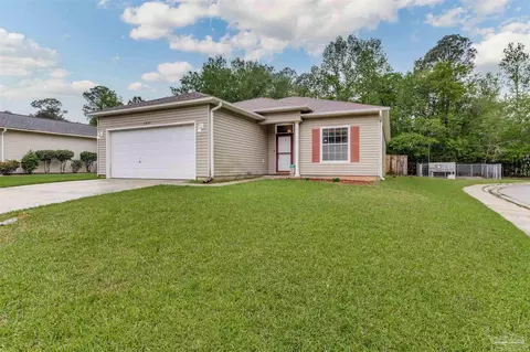 5835 Dandelion Ln, Pensacola, FL 32526