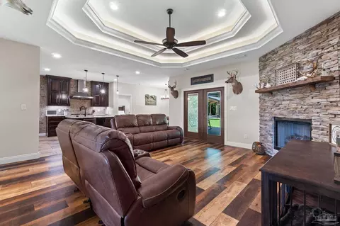 9241 Sage Forest Ln, Pace, FL 32571 photo 5