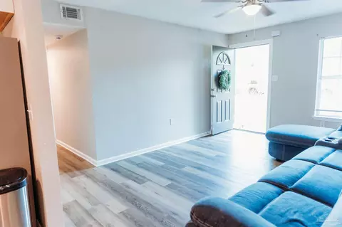 6456 Gaynell Ave, Milton, FL 32570