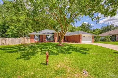 11840 Old Course Rd, Cantonment, FL 32533