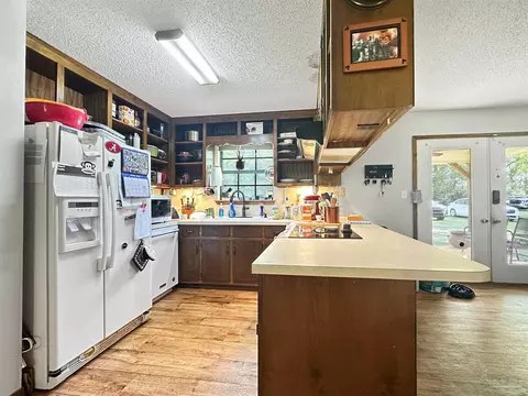 Kitchen - 13505 N Hwy 87, Jay, FL 32565 photo 1 of 2