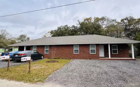 Exterior - 6546 Maddox Rd, Milton, FL 32570 photo 4 of 4