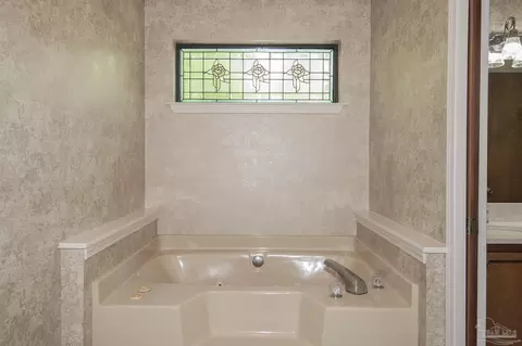 Bath - 3918 Wiley Penton Rd, Pace, FL 32571 photo 5 of 7