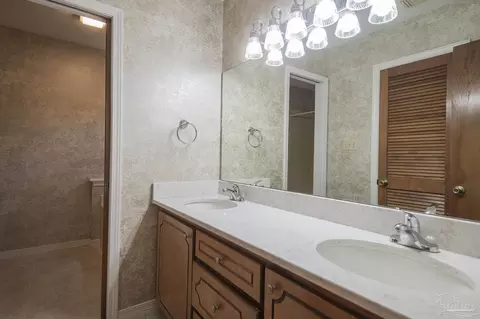 Bath - 3918 Wiley Penton Rd, Pace, FL 32571 photo 4 of 7