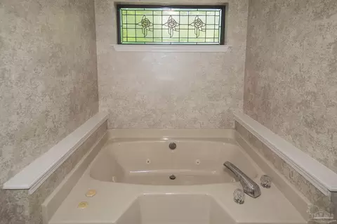 Bath - 3918 Wiley Penton Rd, Pace, FL 32571 photo 6 of 7