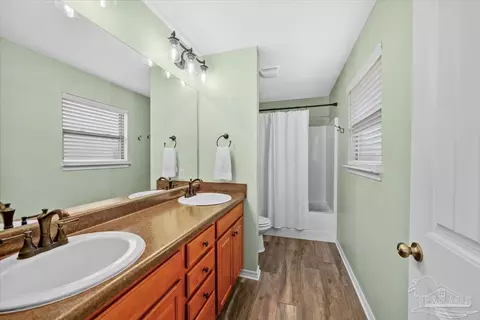 Bath - 3966 Willow Glen Dr, Pace, FL 32571 photo 1 of 2
