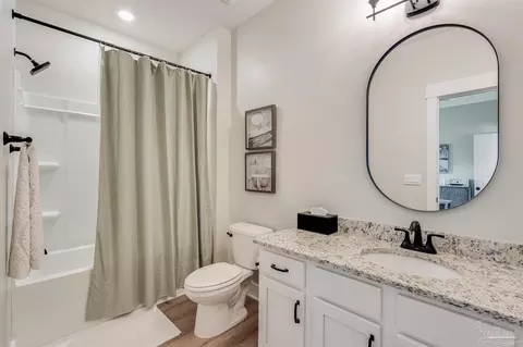 Bath - 3921 Amble Way, Pace, FL 32571 photo 4 of 4