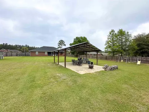 Exterior - 2863 Wallace Lake Rd, Pace, FL 32571 photo 4 of 12