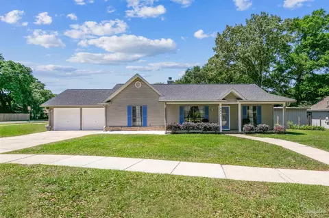 9657 Hummingbird Blvd, Pensacola, FL 32514