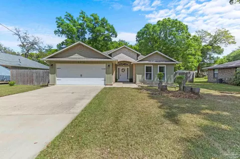 5512 Chipper Ln, Pace, FL 32571