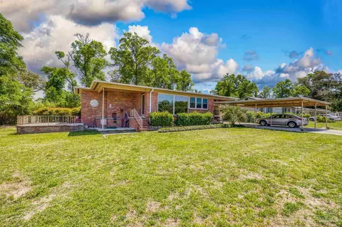 3545 Bayou Dr, Pensacola, FL 32505