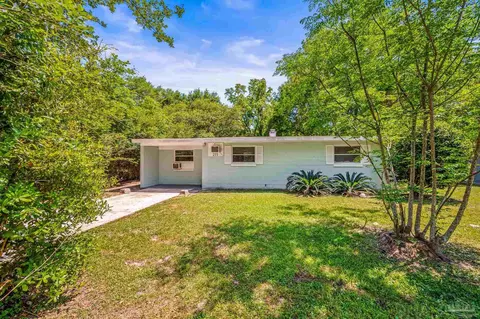 211 Tennessee Dr, Pensacola, FL 32505