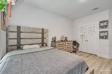 Bedroom - 7604 Dewey Jernigan Rd, Pace, FL 32571 photo 3 of 7