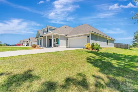 Exterior - 7604 Dewey Jernigan Rd, Pace, FL 32571 photo 4 of 18